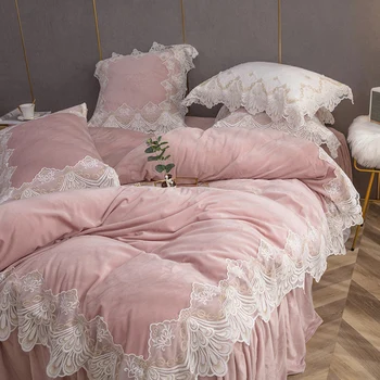 Кружевное стеганое одеяло в стиле зимней принцессы, юбка для кровати из кораллового бархата, утолщенная двусторонняя бархатная простыня из четырех частей, стеганое одеяло