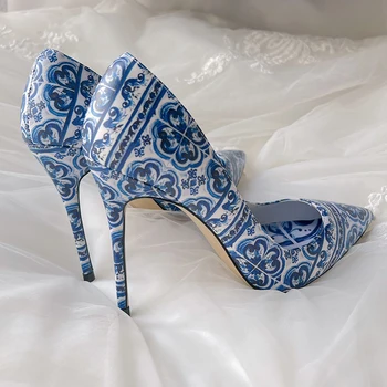 Классические туфли-лодочки на шпильке с бело-голубым фарфоровым принтом, фирменный дизайн, цветочный узор, вечерние, банкетные, женские, летние