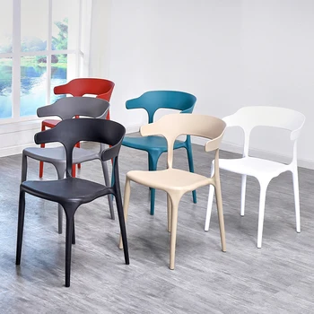 Стул, современный минималистичный обеденный стул в скандинавском стиле, домашний табурет с пластиковой мягкой спинкой, рабочий стол, уличный стул для макияжа знаменитостей.